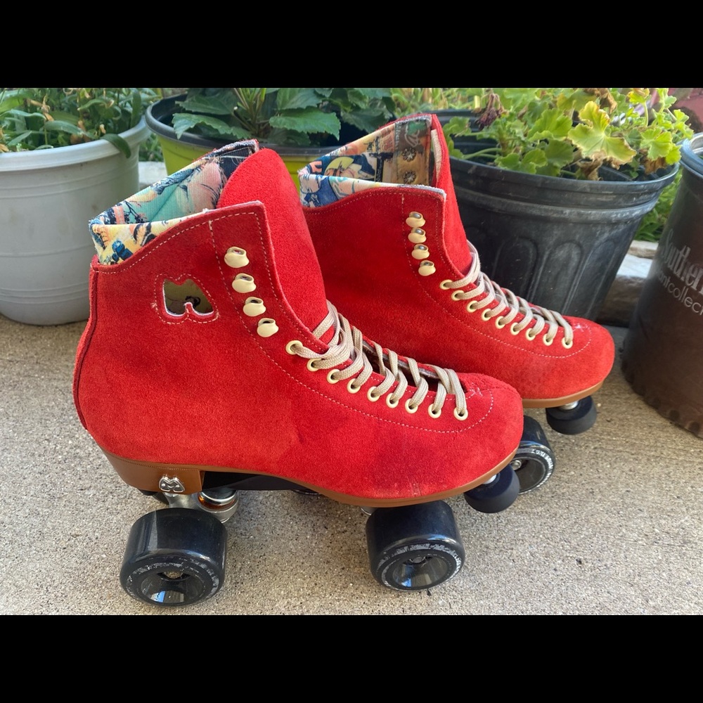 *** SOLD *** Moxi Lolly Poppy Red Roller Skates Women’s Size 9-9.5 US
